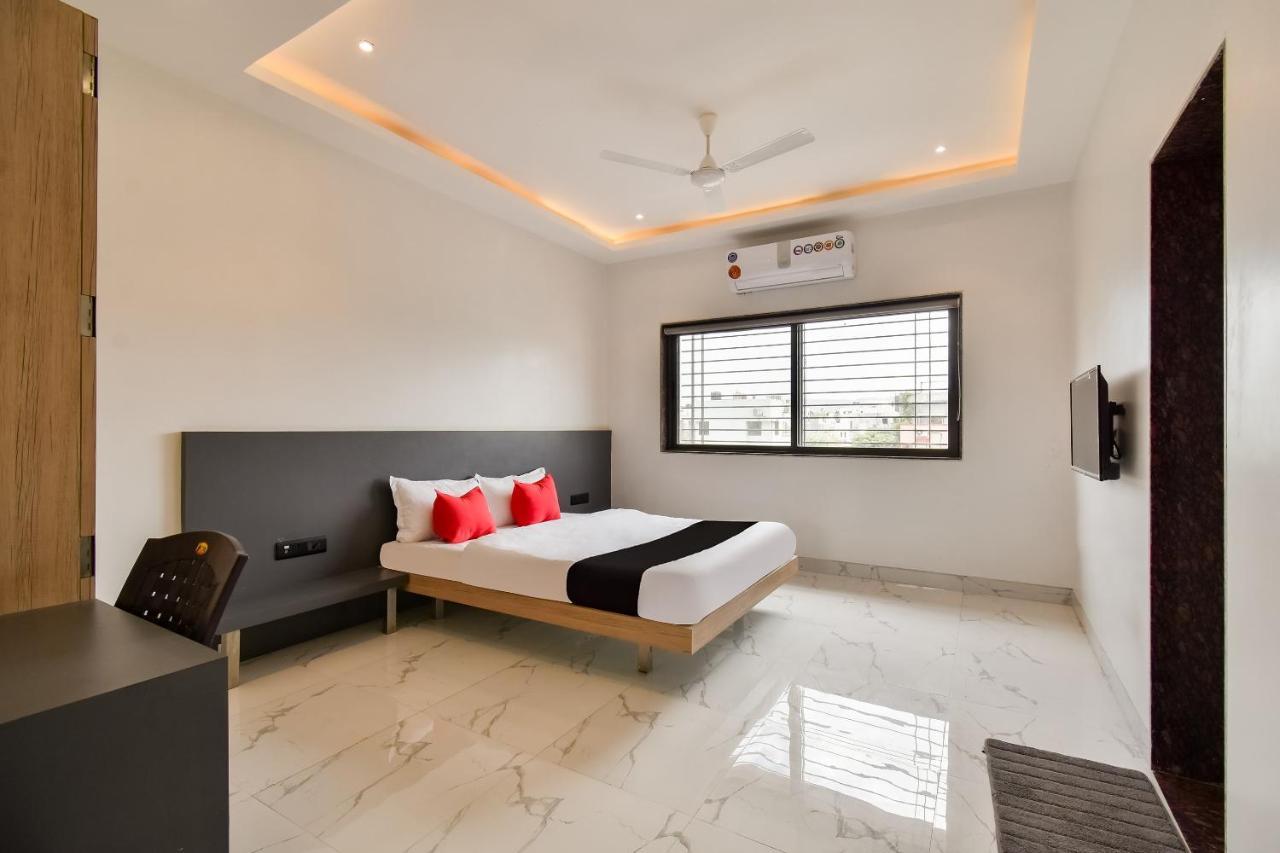 Capital O 71866 Hotel Ansh Aurangābād Exterior foto